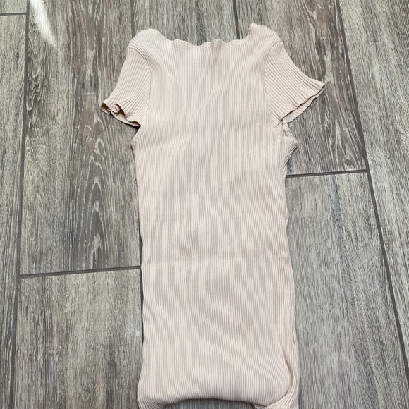 3/$17 Stretchy Ribbed Bodysuit - Picture 4 of 4